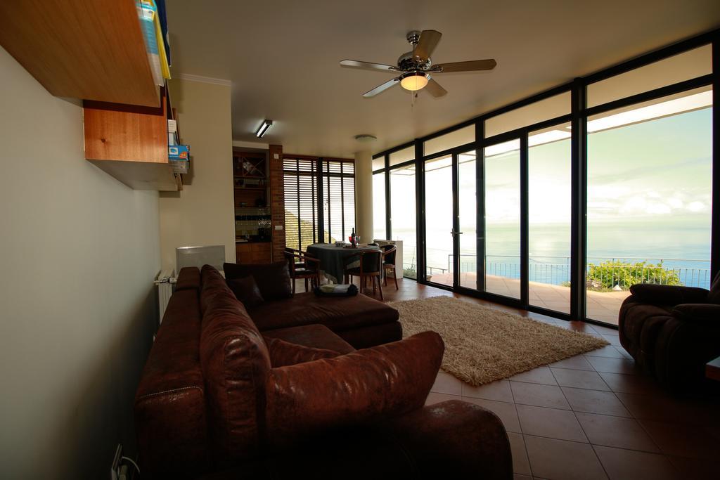 Cottage Ocean View Porto Moniz Exterior photo